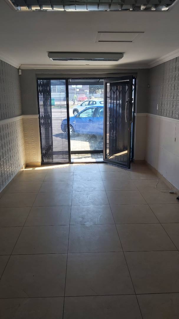 To Let commercial Property for Rent in Newton Park Eastern Cape